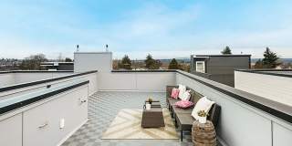 Modern Beacon Hill Home with Rooftop Deck & Sweeping Seattle Views Gallery 12