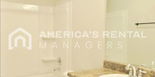 Beautiful Town Home with Garage in Chelsea... Available to View Now!!! Gallery 27