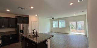 Stunning 3 bedroom, 3 bathroom home located in Visalia, CA. Gallery 5