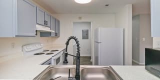 The Oaks Apartments Gallery 4