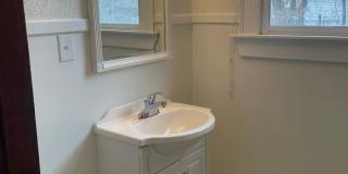 Three bedroom single family home! Gallery 15