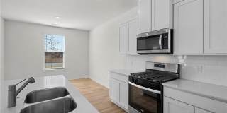 4790 W Planetree Street Gallery 9