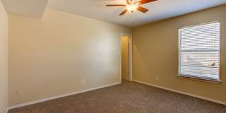 Delightful 2-story home located on the Eastside! Gallery 20