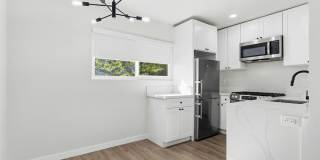 354 4th Avenue Gallery 6