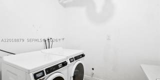 2771 Taft St Gallery 15
