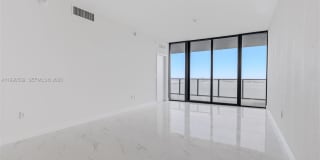 711 NE 23 TERRACE Gallery 8