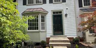 8442 SPRINGFIELD OAKS Drive Gallery 1