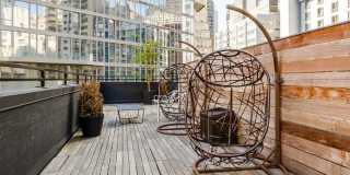 234 E 40th St Gallery 8