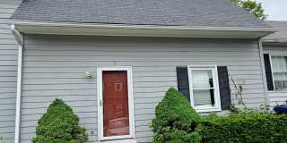 1150 Horsemans Lane Gallery 1
