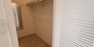 2223 Park Ln Gallery 13