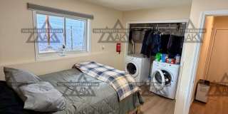 4 Bedroom Home in Fairbanks / Washer& Dryer / Cat Friendly Gallery 23