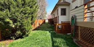 Spacious Garden-level Condo with Kitchenette in North Boulder Gallery 29