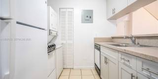 600 N Rio Vista Blvd Gallery 11