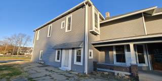 392-1 W Broadway Street Gallery 1