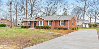 3 Bedroom 2 Bath Home For Rent in St B Area! 3 Bedroom 2 Bath Home For Rent in St B Area! Gallery 1
