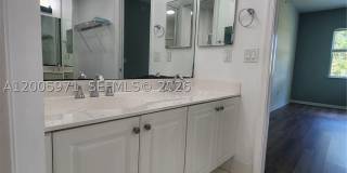 3600 Oaks Clubhouse Dr Gallery 86