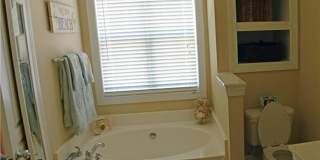 213 Lakeview Drive Gallery 10