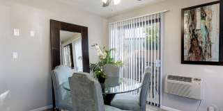 The Casas Gallery 24