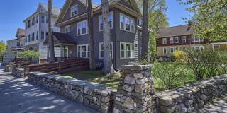 1066 Pleasant St Gallery 11