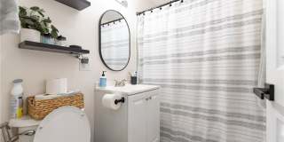 49 hollis Street unit: 2 Gallery 6