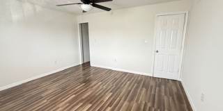 1948 Conway Road Gallery 6