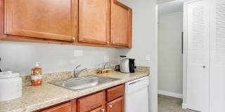 Mont Clare Gallery 7