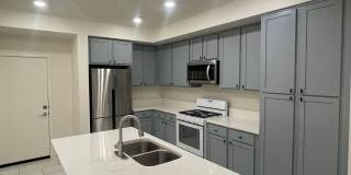 Upgraded & Spacious 4 Bedroom, 3.5 Bathroom Home Gallery 4