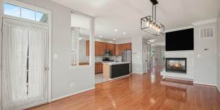 213 SPENCER Terrace SE Gallery 9