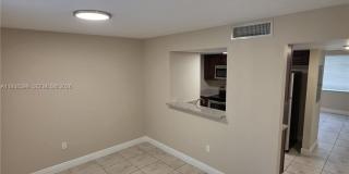 1990 NW 4th Ct Gallery 3