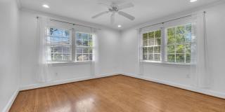 Beautifully maintained and move-in ready 4BR home with a basement Gallery 26