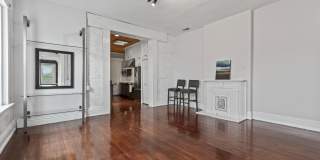 902 E Jefferson St Gallery 8