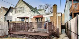 3321 N Whipple Street Gallery 14
