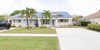 1320 RIVERSIDE Circle Gallery 37