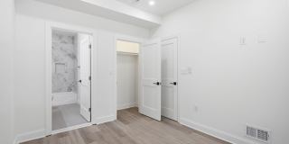 2404 N CAPITOL Street NW Gallery 9