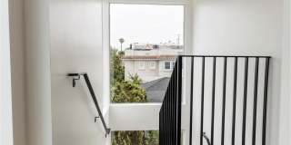 843 N Mariposa Ave Gallery 11
