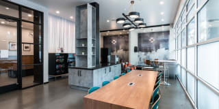 Domain Oakland Gallery 19