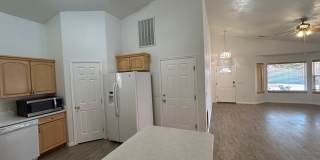 4 Bed, 2 Bath, 2 Car Garage For Rent! Gallery 10