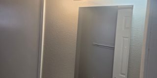 Beautiful 3bedroom/1 bath Home For Rent (HALF OFF 1ST MONTH RENT) Gallery 9