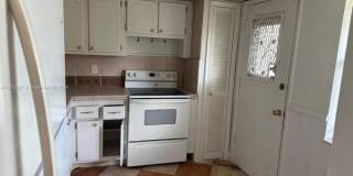 1351 NE 191st St Gallery 3