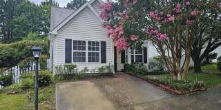 621 Ashford Ln Gallery 1