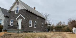 Large Home in Lindenwood Park Gallery 11