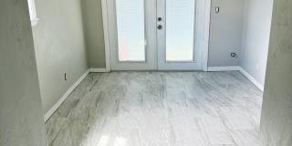 548 S Caroline Street Gallery 7