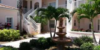 Plaza De Flores Gem: 2BR/2BA Sarasota Condo with Premium Amenities Gallery 1