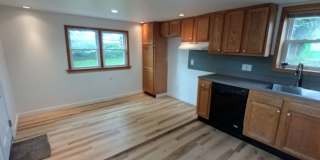 Spacious 3 bedroom 1 Bath in Warren! Gallery 20
