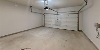 LUXURY 3 Bedroom 2.5 Bathroom Townhome in Piedmont Schools- Neighborhood Park and Basketball Court Gallery 20