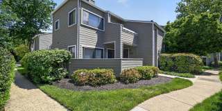 1957-A VILLARIDGE DR Gallery 2