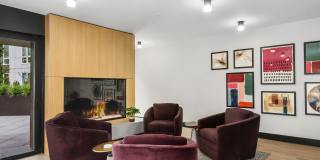 Ellis at Bel-Red Gallery 31