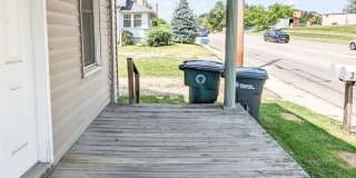 PRELEASING for AUGUST! Close to Campus; In-Unit Washer and Dryer Gallery 9