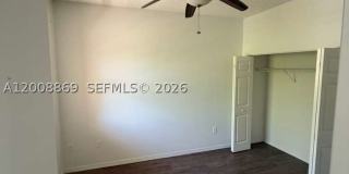 2311 NE 42nd Cir Gallery 11