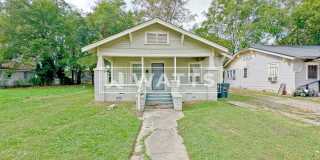 3-Bedroom House in East Lake. 3-Bedroom House in East Lake. Gallery 1